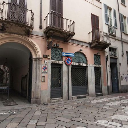 Fancy Blue Duomo Duplex Apartement Milan Luaran gambar