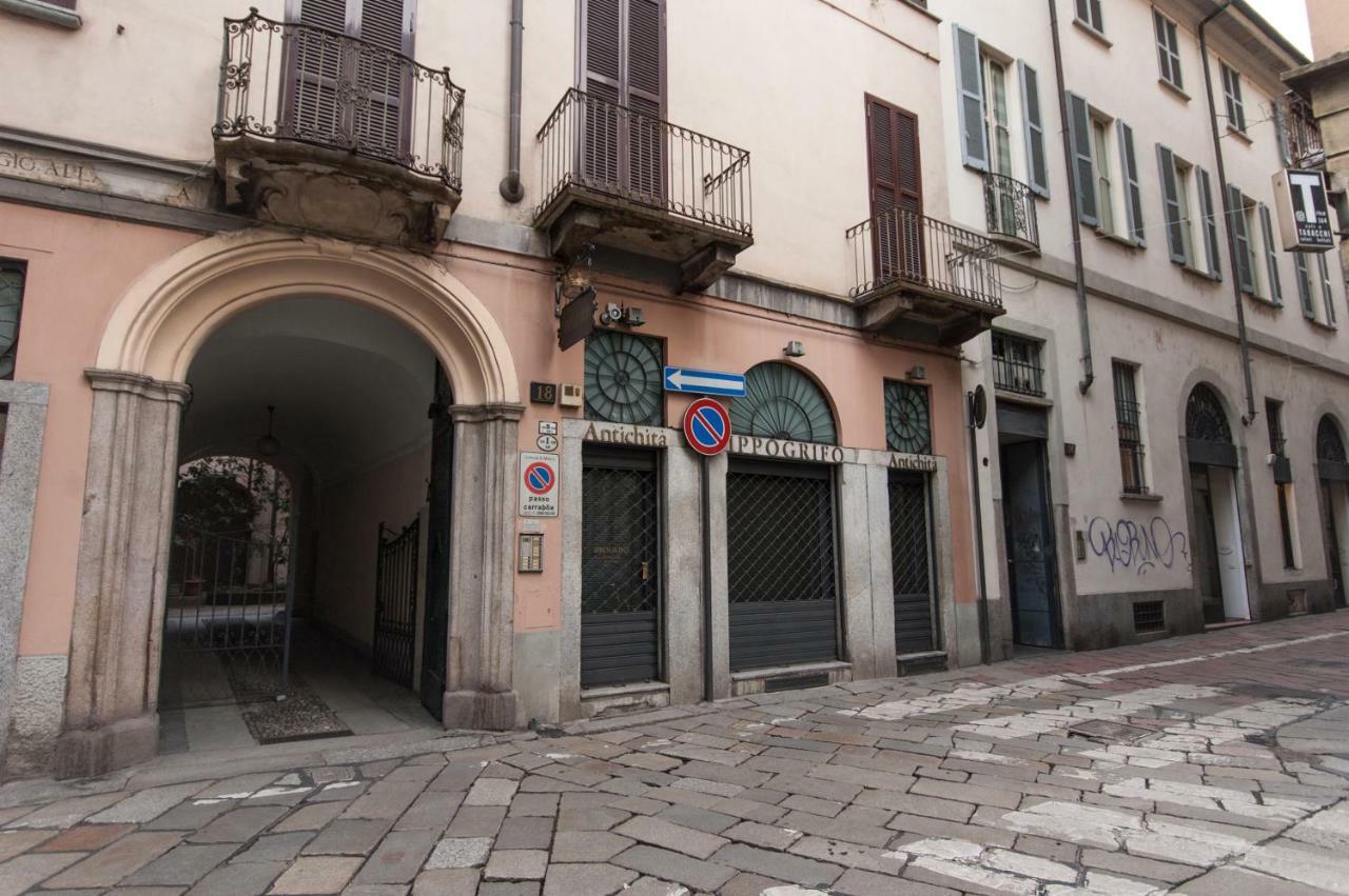Fancy Blue Duomo Duplex Apartement Milan Luaran gambar