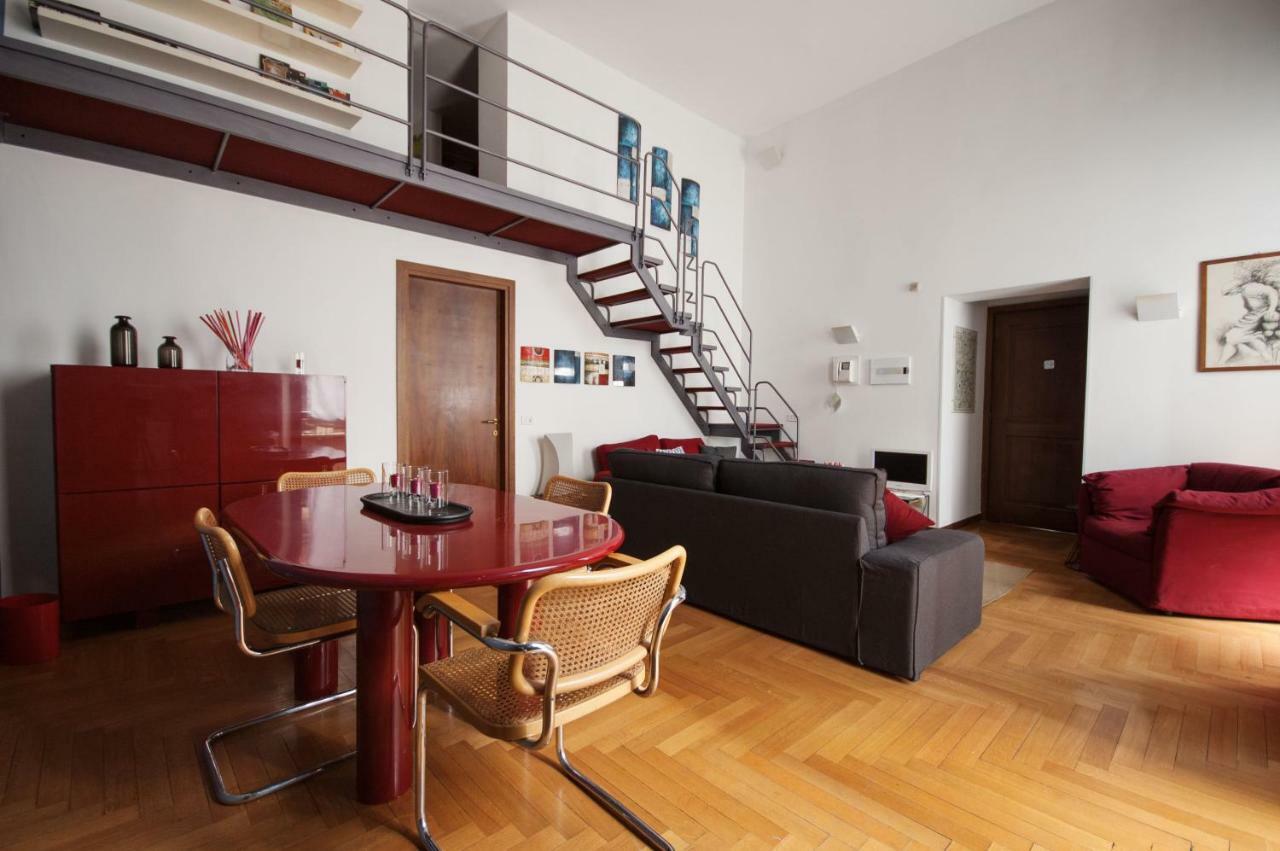 Fancy Blue Duomo Duplex Apartement Milan Luaran gambar