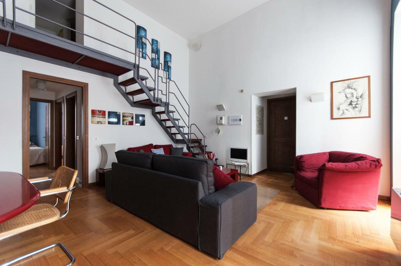 Fancy Blue Duomo Duplex Apartement Milan Luaran gambar