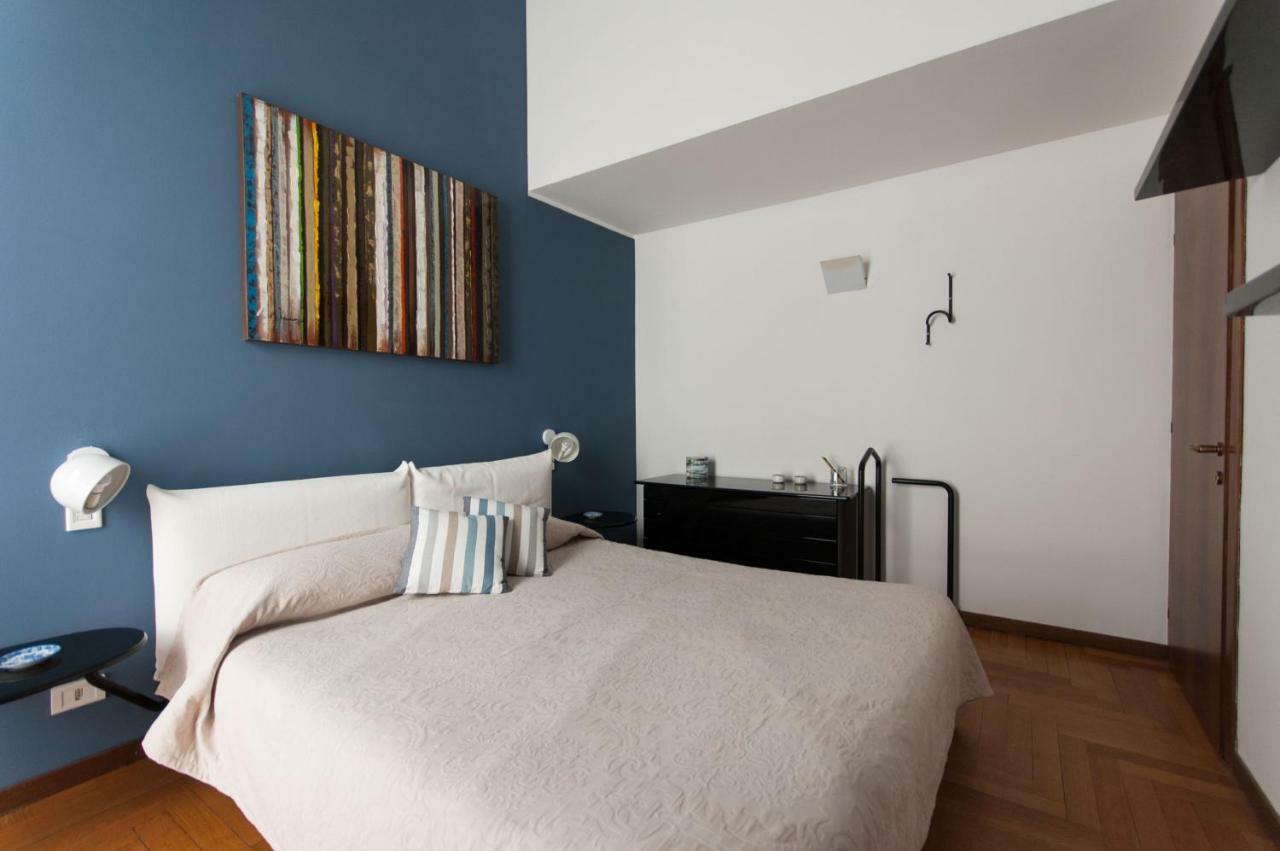 Fancy Blue Duomo Duplex Apartement Milan Luaran gambar