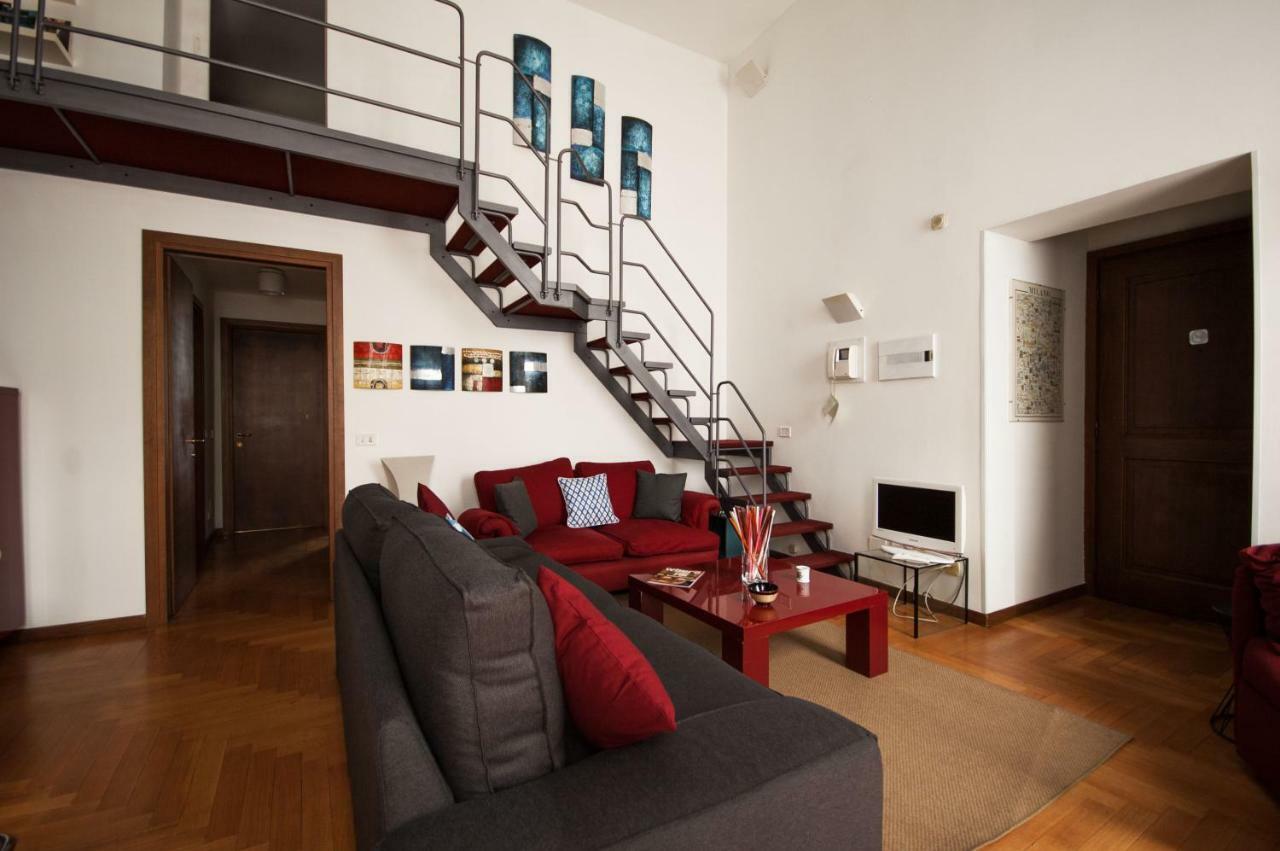 Fancy Blue Duomo Duplex Apartement Milan Luaran gambar